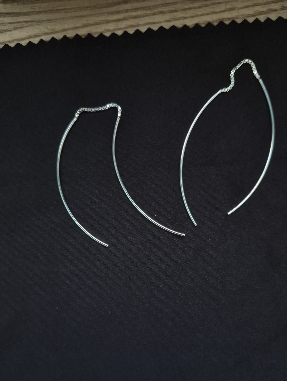 Authentic Cristian Lay 925 Sterling Silver Minimalist Arc Threader Earrings
